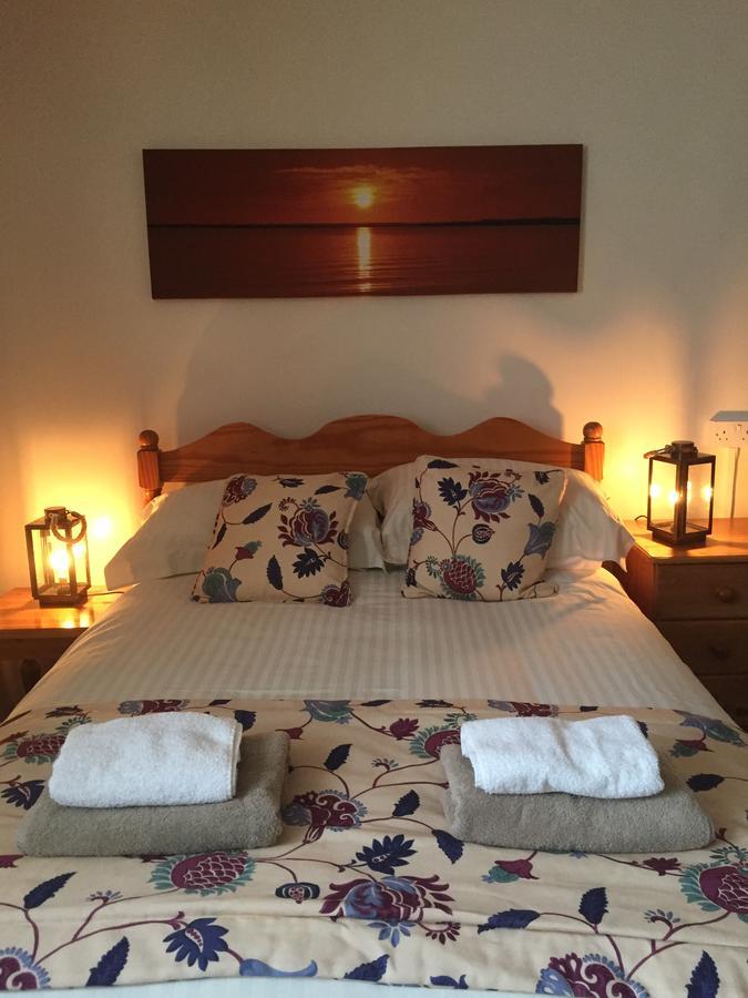 The Mitre Inn Witheridge Exteriör bild