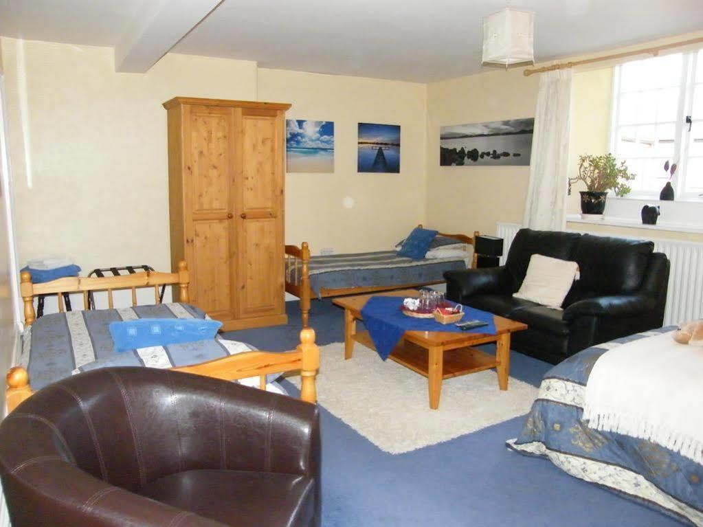 The Mitre Inn Witheridge Exteriör bild