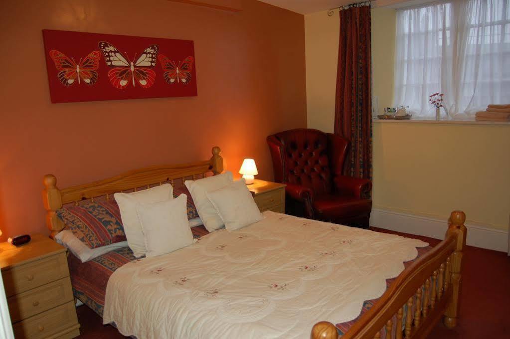 The Mitre Inn Witheridge Exteriör bild