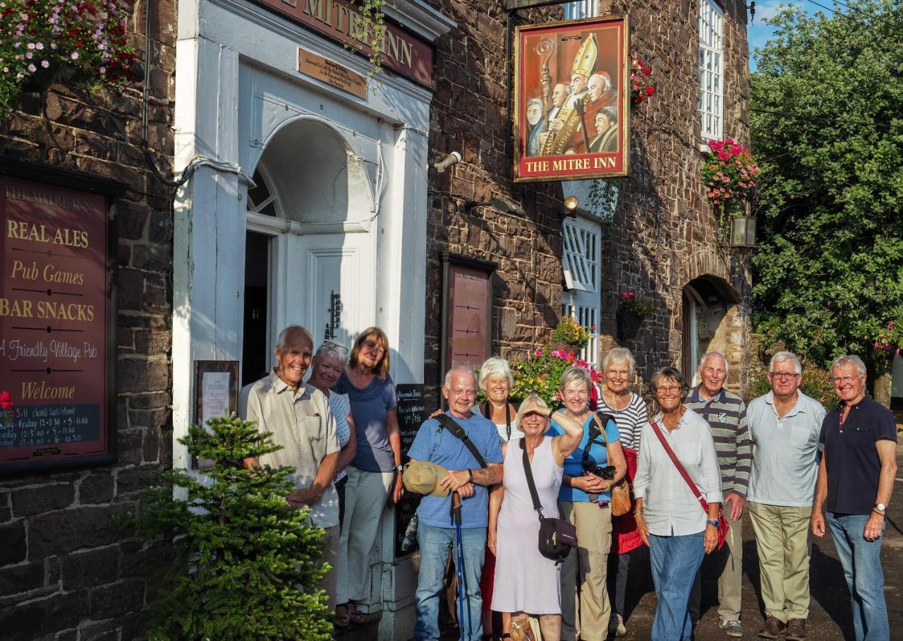 The Mitre Inn Witheridge Exteriör bild